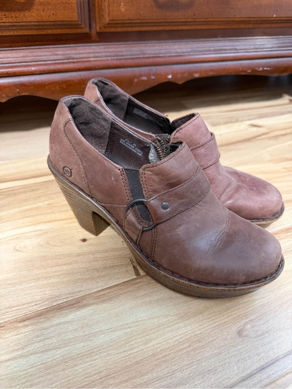 BORN Brown Leather Women's Heeled Loafers
